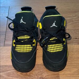 Jordan Kids Black and Yellow Sneakers
